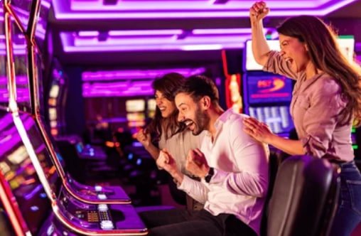 Casino ဂိမ်းလော်ဘီ — ကဒ်ဂိမ်းနှင့် Table Games အမျိုးအစားများ